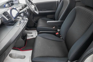 Минивэн Honda Freed 2011 года, 999000 рублей, Барнаул