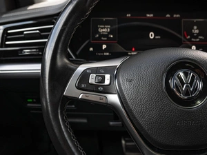 Внедорожник Volkswagen Touareg 2019 года, 5300000 рублей, Краснодар