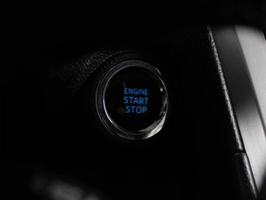 Седан Toyota Camry 2015 года, 1810000 рублей, Тюмень