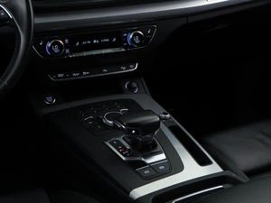 Внедорожник Audi Q5 2018 года, 3279055 рублей, Москва