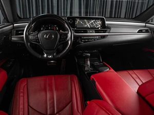 Седан Lexus ES 2018 года, 4469000 рублей, Тюмень