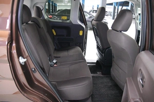 Минивэн Toyota Porte 2014 года, 898000 рублей, Солонцы