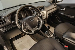 Седан Kia Rio 2015 года, 999000 рублей, Челябинск
