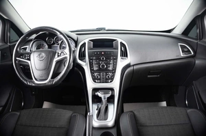 Хетчбэк Opel Astra GTC 2013 года, 1029000 рублей, Пермь
