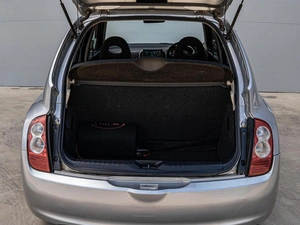 Хетчбэк Nissan March 2009 года, 575000 рублей, Краснодар
