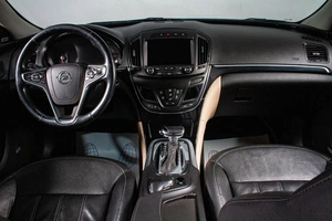 Седан Opel Insignia 2014 года, 1329000 рублей, Сургут