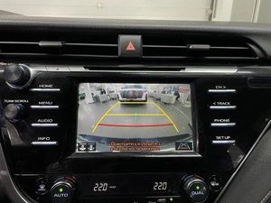 Седан Toyota Camry 2018 года, 2450000 рублей, Ярославль