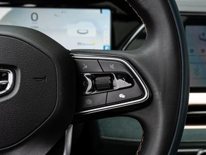 Внедорожник Geely Monjaro 2023 года, 3450000 рублей, Краснодар