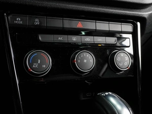 Внедорожник Volkswagen T-Roc (China) 2020 года, 2785000 рублей, Воронеж