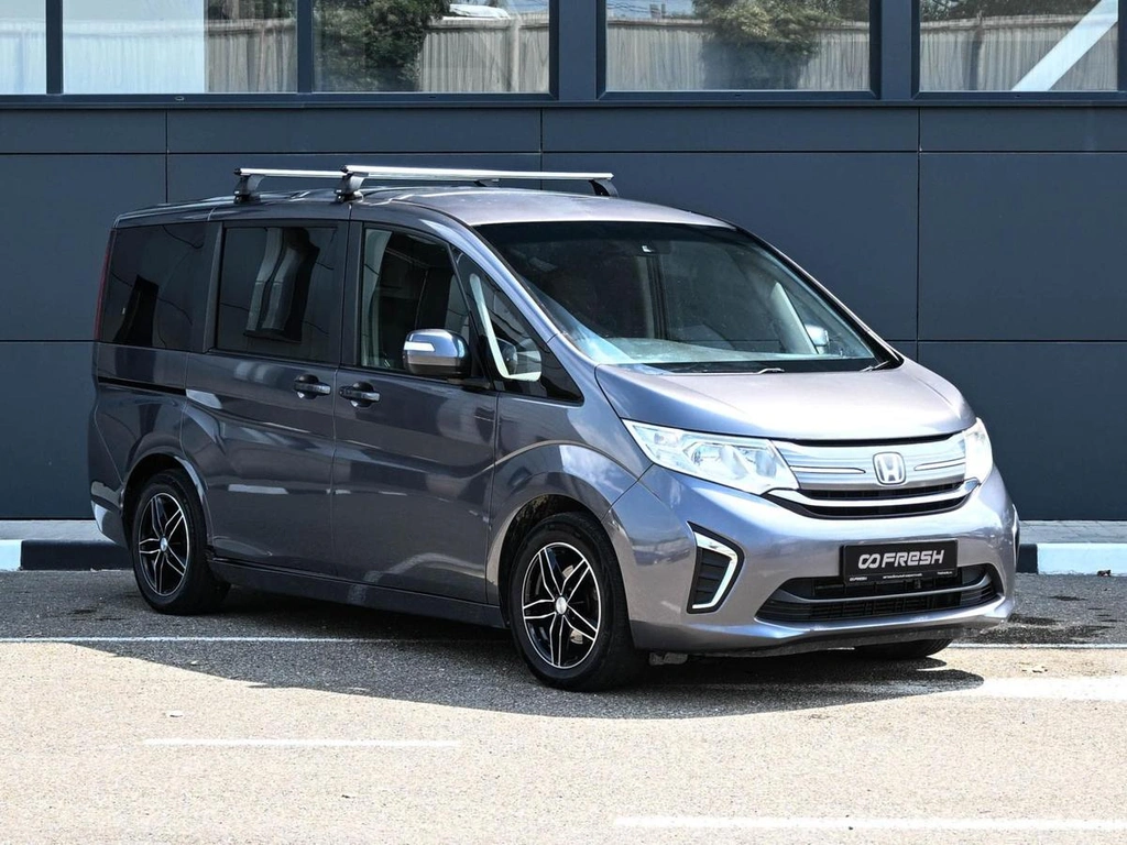Минивэн Honda Stepwgn 2016 года, 1534000 рублей, Кирилловка