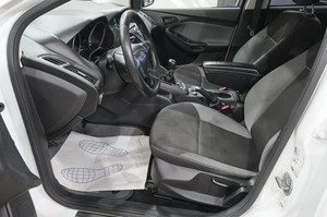 Хетчбэк Ford Focus 2012 года, 649000 рублей, Новокузнецк