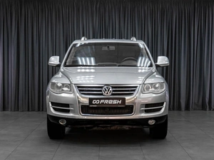 Внедорожник Volkswagen Touareg 2008 года, 1149000 рублей, Тюмень