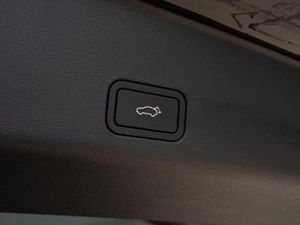 Внедорожник Geely Monjaro 2023 года, 3250000 рублей, Краснодар