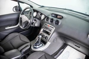 Хетчбэк Peugeot 308 2010 года, 479000 рублей, Пермь