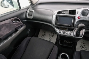 Минивэн Honda Stream 2008 года, 949000 рублей, Красноярск
