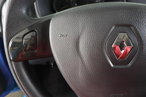 Седан Renault Logan 2014 года, 669000 рублей, Пермь