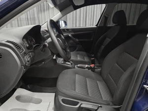 Лифтбек Skoda Octavia 2011 года, 680000 рублей, Красноярск
