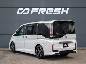 Минивэн Honda Stepwgn 2015 года, 2170000 рублей, Краснодар