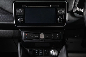 Хетчбэк Nissan Leaf 2017 года, 1459000 рублей, Сургут