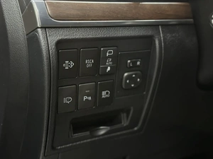 Внедорожник Toyota Land Cruiser 2019 года, 7997000 рублей, Красноярск