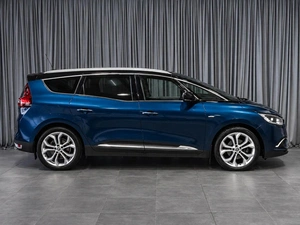 Минивэн Renault Scenic 2017 года, 1869000 рублей, Тюмень