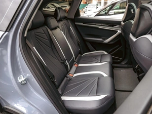 Внедорожник Geely Atlas 2023 года, 2890000 рублей, Краснодар