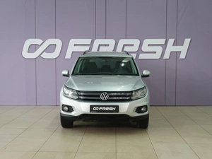 Внедорожник Volkswagen Tiguan 2013 года, 1177000 рублей, Тверь