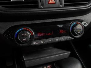 Седан Kia Cerato 2020 года, 1999000 рублей, Воронеж