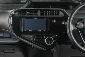 Хетчбэк Toyota Aqua 2017 года, 1339000 рублей, Тюмень