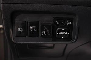 Седан Toyota Corolla 2012 года, 1049000 рублей, Новокузнецк