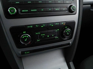 Лифтбек Skoda Octavia 2012 года, 899999 рублей, Москва