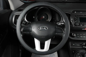 Внедорожник Kia Sportage 2011 года, 899000 рублей, Тюмень