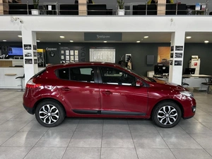 Хэтчбек Renault Megane 2013 года, 850000 рублей, Орёл