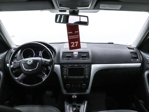 Внедорожник Skoda Yeti 2013 года, 849000 рублей, Красноярск