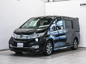 Минивэн Honda Stepwgn Spada 2016 года, 1650000 рублей, Красноярск