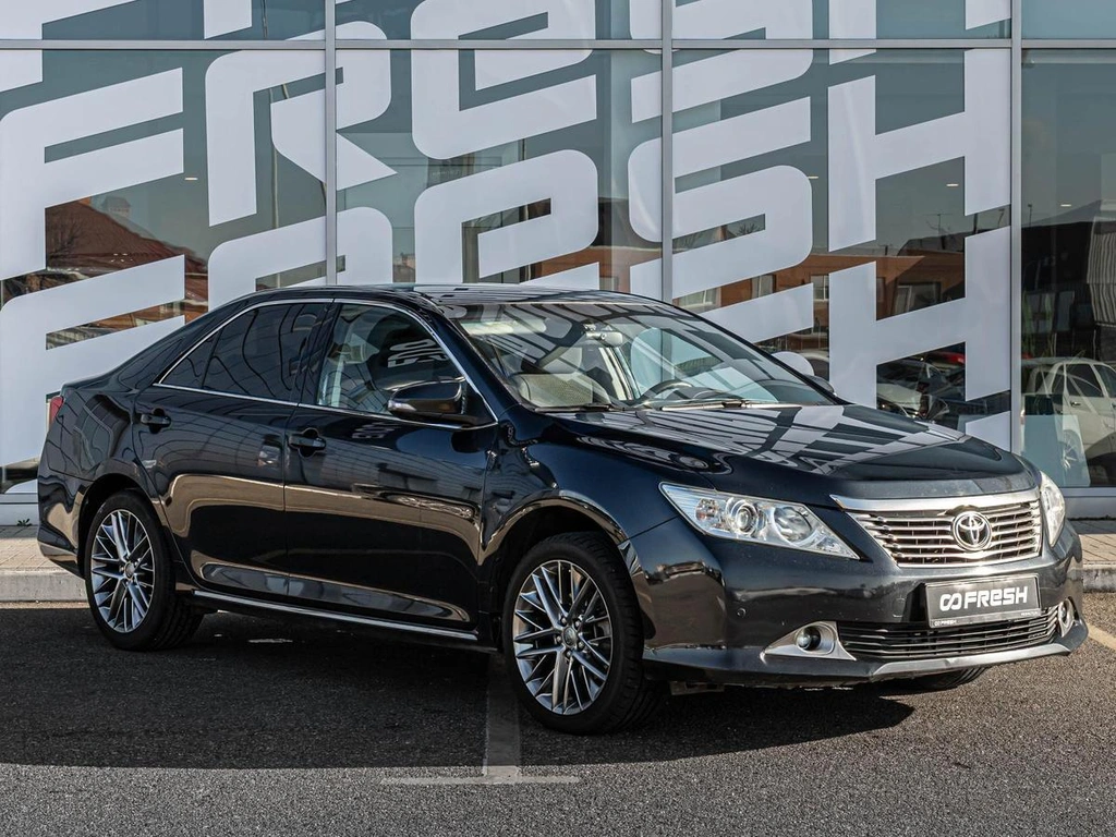 Седан Toyota Camry 2013 года, 1730000 рублей, Краснодар