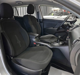 Внедорожник Kia Sportage 2011 года, 1087000 рублей, Красноярск