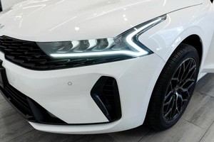 Седан Kia K5 2025 года, 3299000 рублей, Саратов