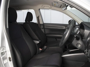 Универсал Toyota Corolla Fielder 2018 года, 1390000 рублей, Омск