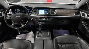 Седан Hyundai Genesis 2014 года, 1697000 рублей, Красноярск