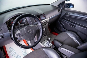 Универсал Opel Astra 2005 года, 499000 рублей, Пермь