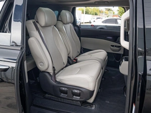 Минивэн Kia Carnival 2023 года, 4630000 рублей, Краснодар