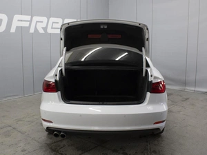 Седан Audi A3 2013 года, 1640000 рублей, Омск