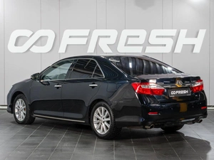 Седан Toyota Camry 2013 года, 1699000 рублей, Сургут
