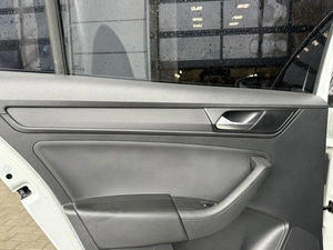 Лифтбек Volkswagen Polo 2021 года, 1300000 рублей, Уфа