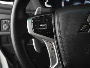 Внедорожник Mitsubishi Montero Sport 2022 года, 4710000 рублей, Омск