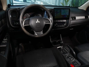 Внедорожник Mitsubishi Outlander 2012 года, 1228000 рублей, Тверь