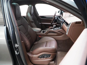 Внедорожник Porsche Cayenne Coupe 2021 года, 13500000 рублей, Москва