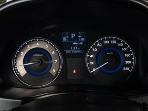 Хетчбэк Hyundai Solaris 2015 года, 1180000 рублей, Краснодар