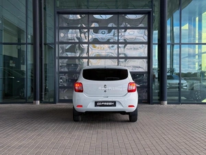 Хетчбэк Renault Sandero 2020 года, 1260000 рублей, Уфа